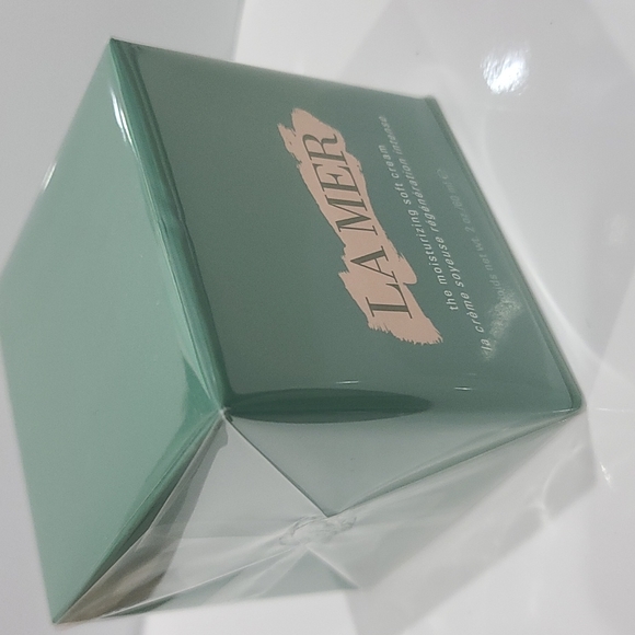 SEALED ✅La Mer The Moisturizing Soft Cream Moisturizer 2oz / 60mL ✨ SEALED BOX - Picture 7 of 16
